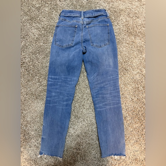 Women's SO Jeans - Light distressed, high-rise, size: 3 / 26W, great condition - Picture 2 of 5